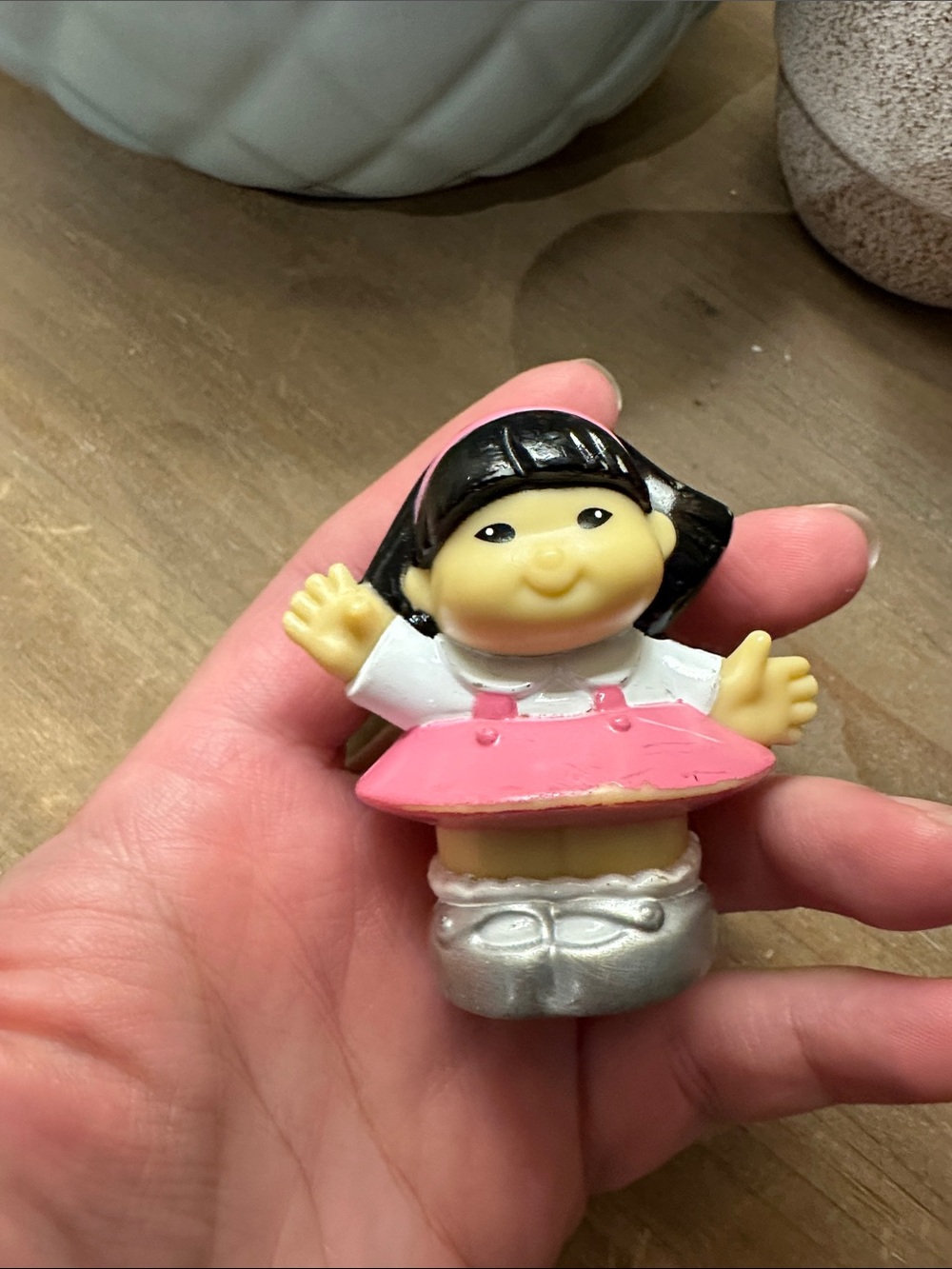 Fisher Price Little People Sonya Lee for the Interactive Discovery Play Set 2000